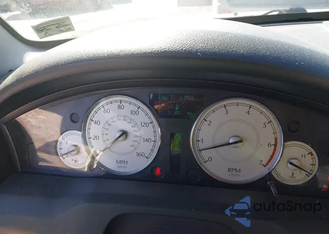 2006 Chrysler 300C z USA, uszkodzony, nr VIN 2C3LA63H16H306275